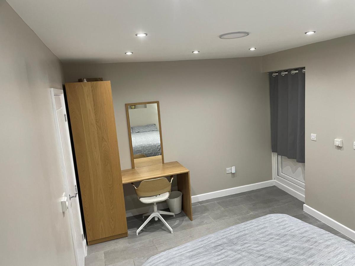 One Bedroom Apartment Goodmayes Exterior foto