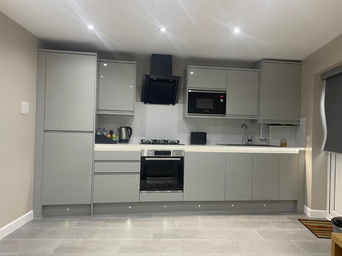 One Bedroom Apartment Goodmayes Exterior foto